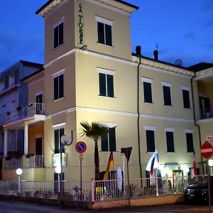 hotel-la-torre-rimini.emilia-romagnahotels.net/